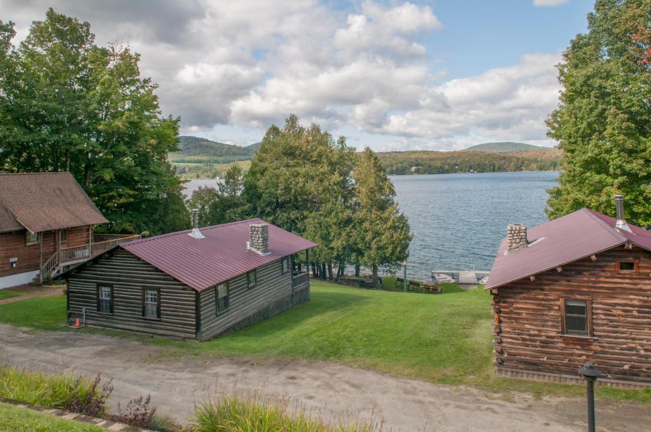 Mountain Lake Cottages Westmore Экстерьер фото