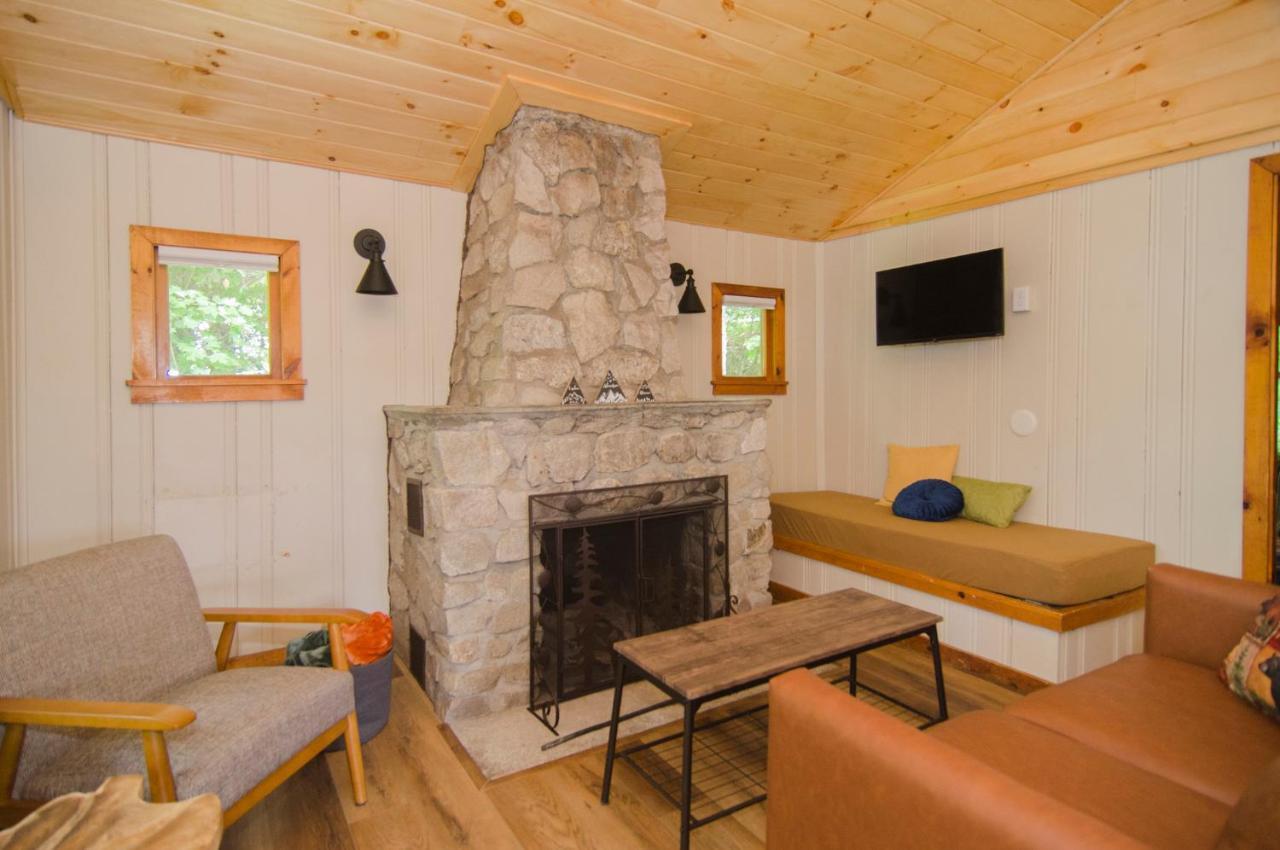 Mountain Lake Cottages Westmore Экстерьер фото