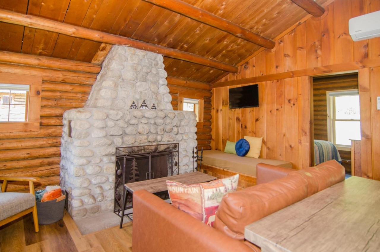 Mountain Lake Cottages Westmore Экстерьер фото