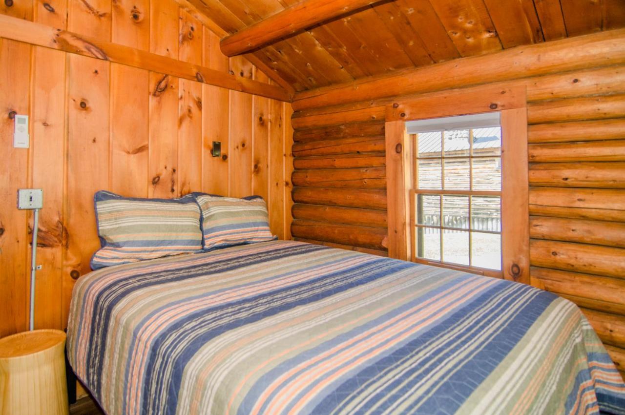 Mountain Lake Cottages Westmore Экстерьер фото