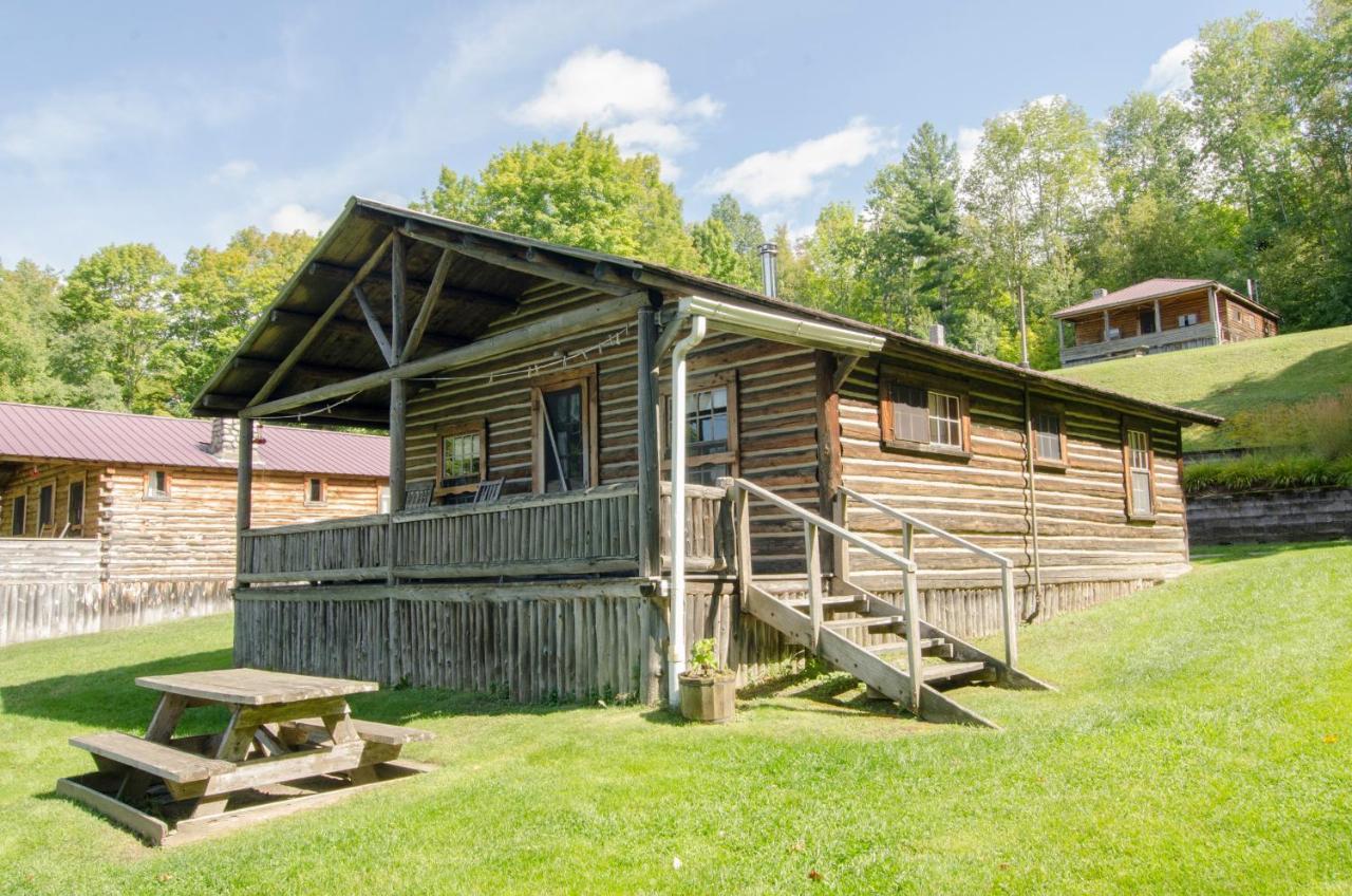 Mountain Lake Cottages Westmore Экстерьер фото