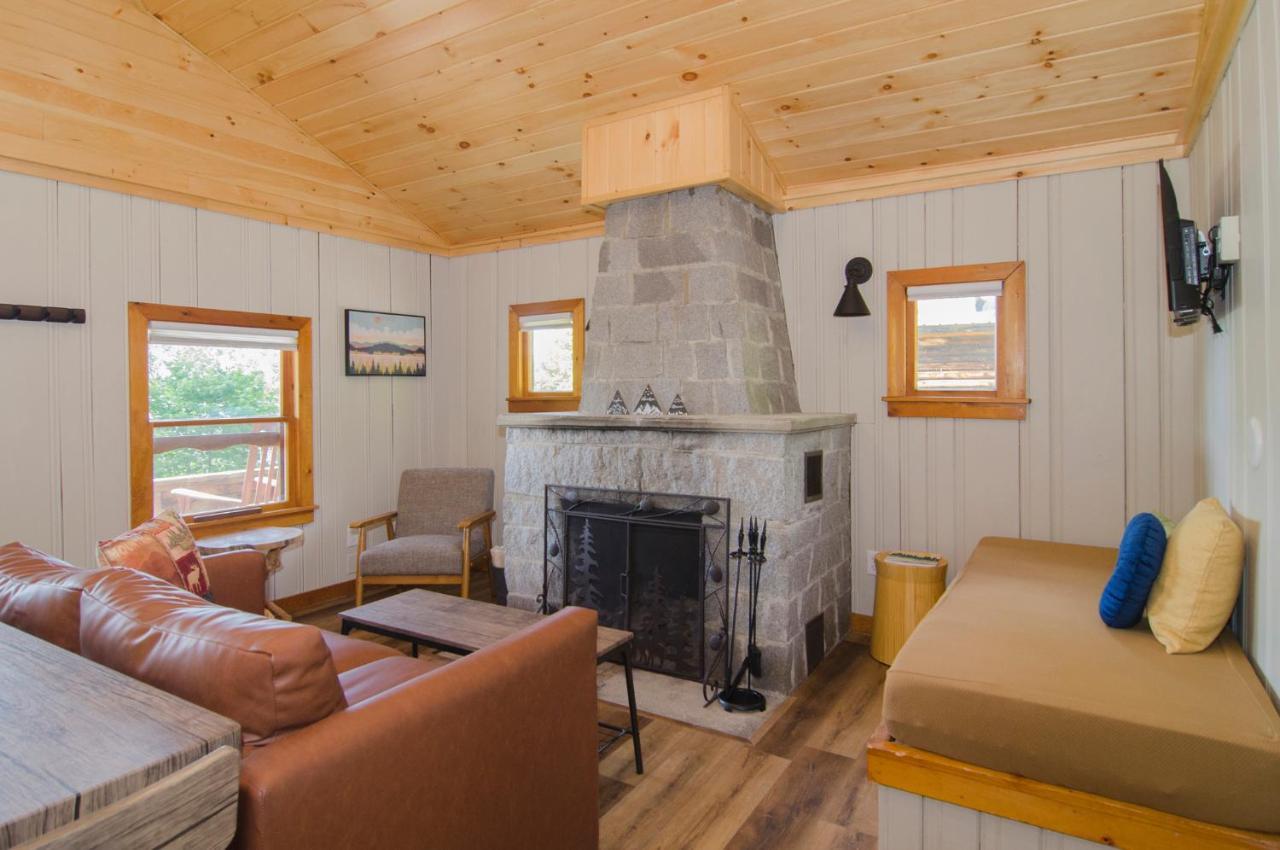 Mountain Lake Cottages Westmore Экстерьер фото