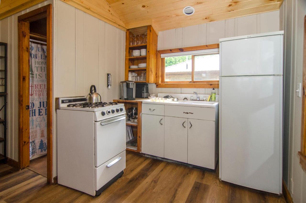 Mountain Lake Cottages Westmore Экстерьер фото