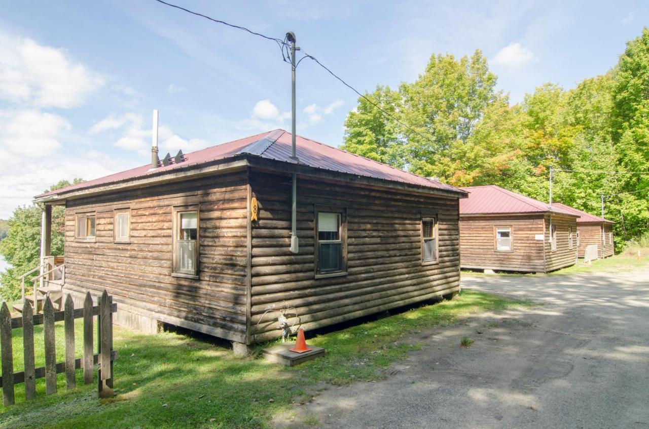 Mountain Lake Cottages Westmore Экстерьер фото